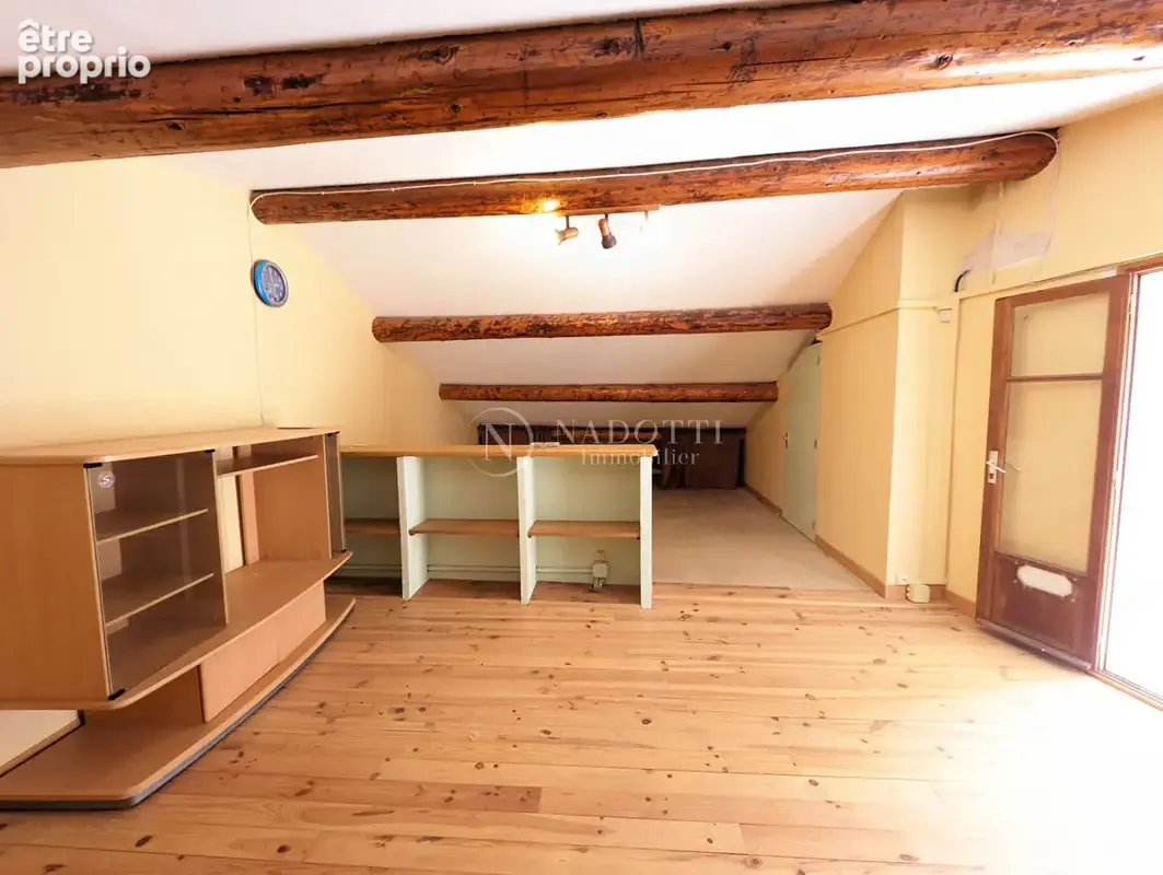 A VENDRE à Cadenet, Maison de ville 125m2 avec garage à rénover - photo 5