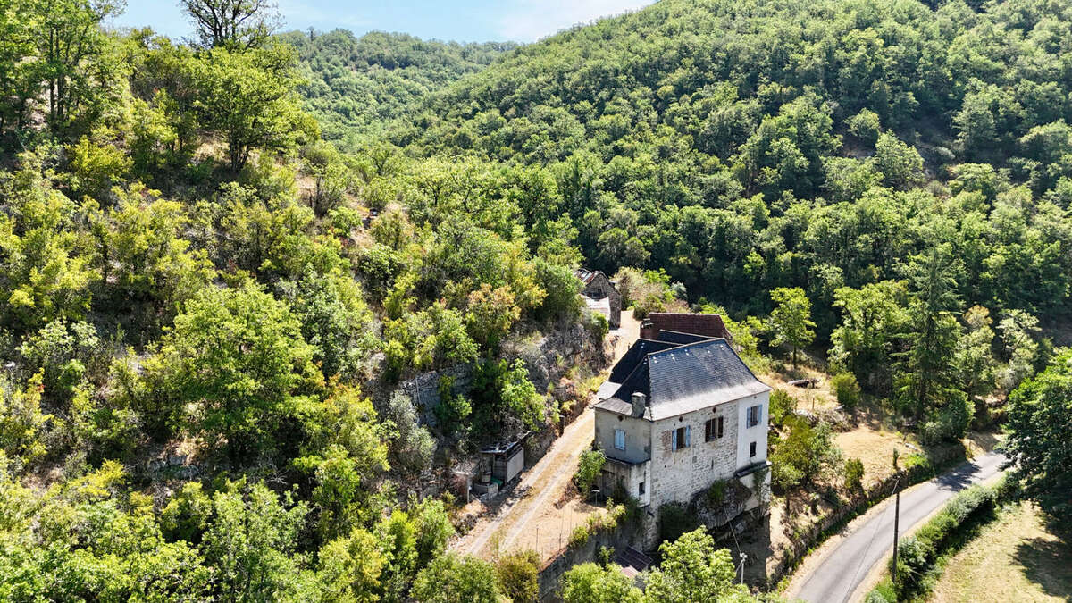 Ensemble de ferme Salvagnac-cajarc 5 pièce(s) 100 m2 - photo 6