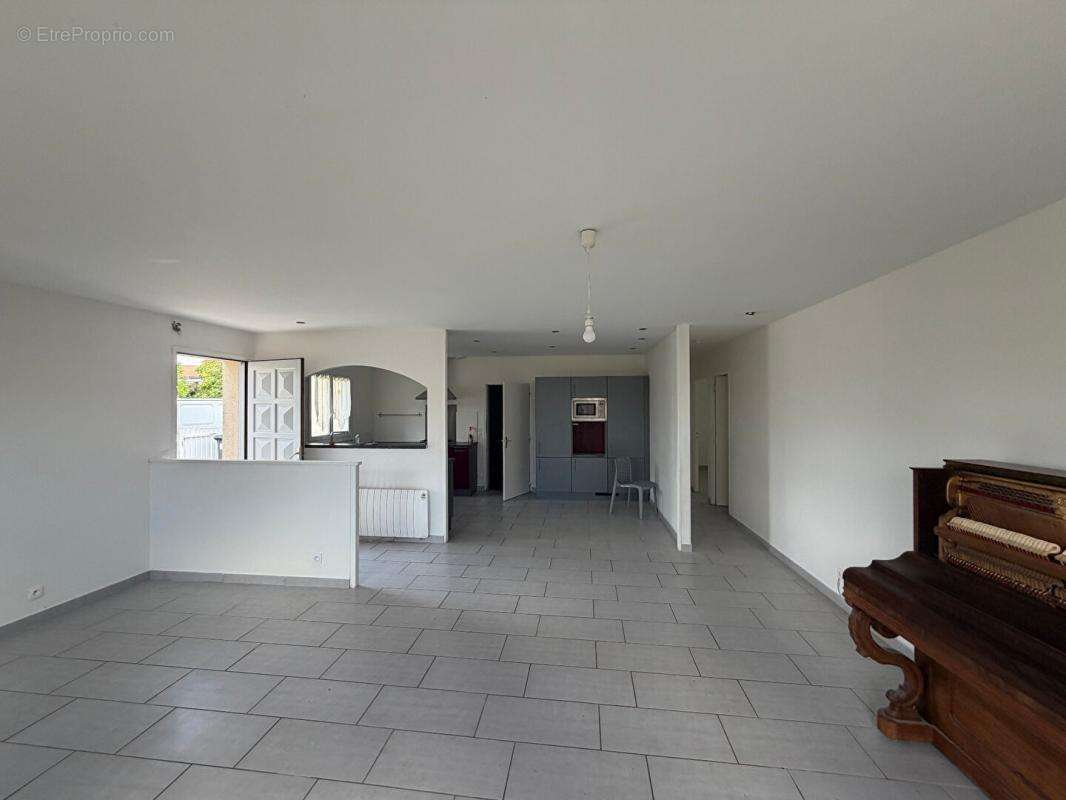 Maison de  plain pied 3 chambres avec 475 M2 de terrain - photo 3