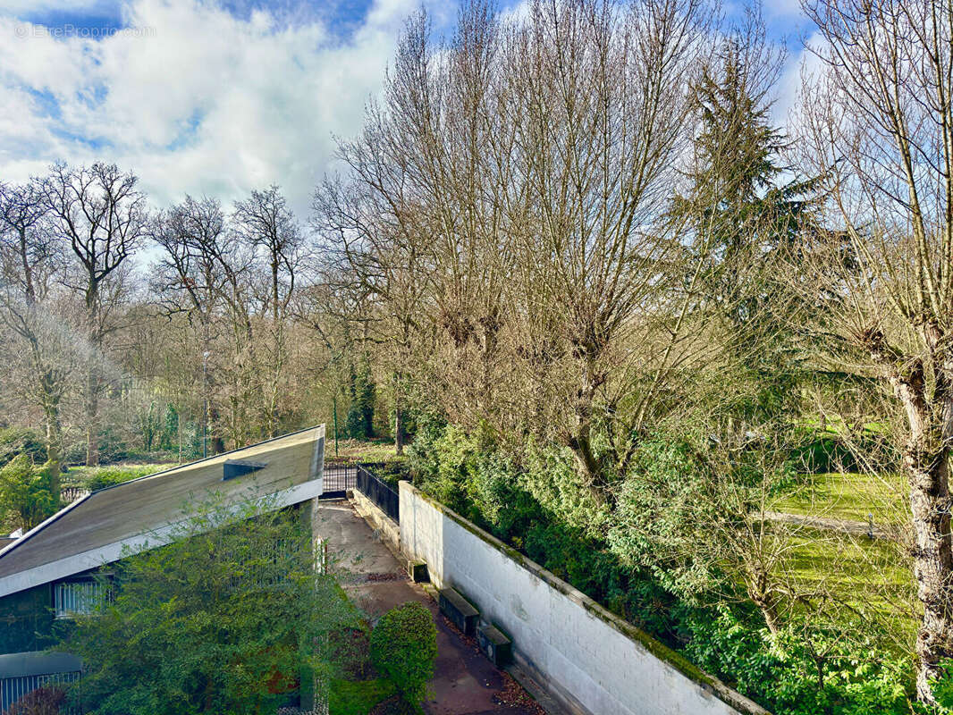 Appartement à FONTENAY-SOUS-BOIS