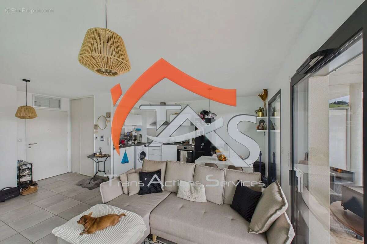 Appartement à LA TALAUDIERE