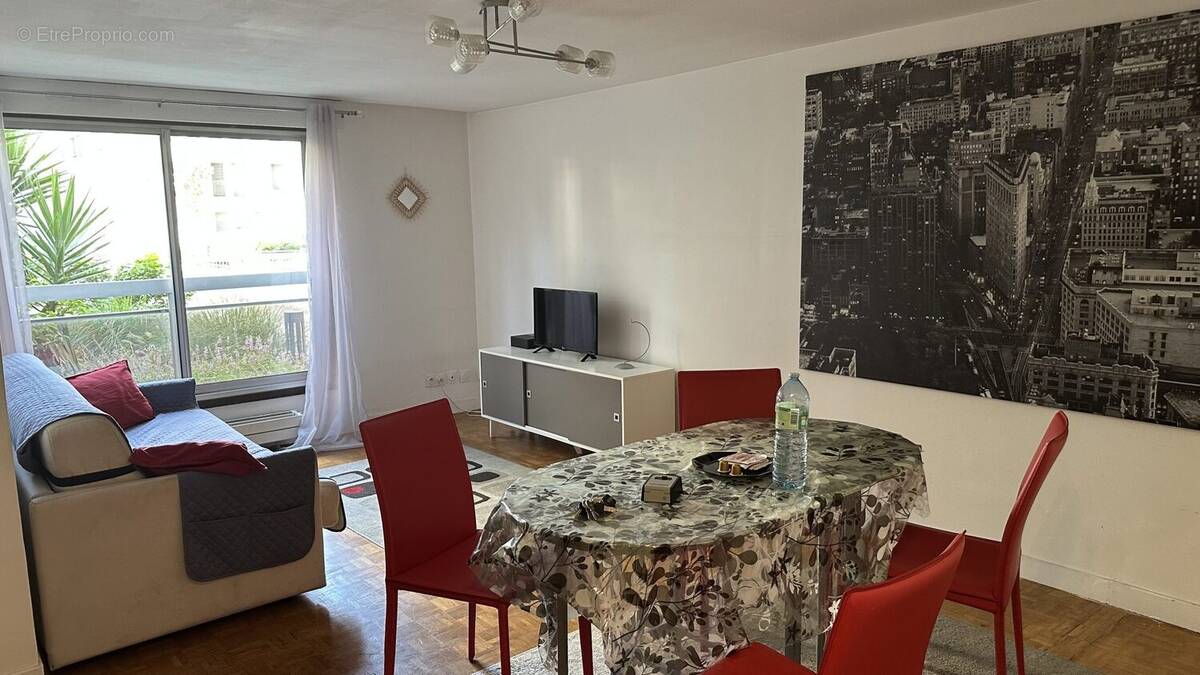 Appartement à SURESNES