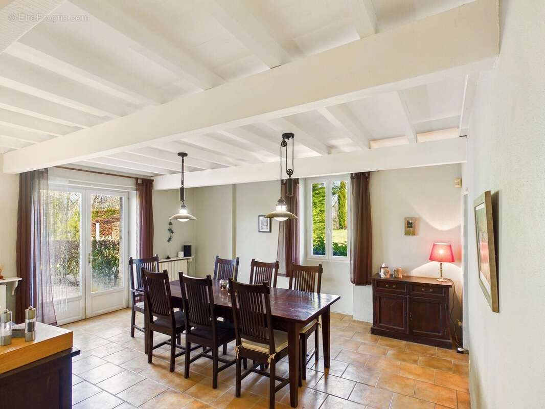 Maison à LISLE-SUR-TARN