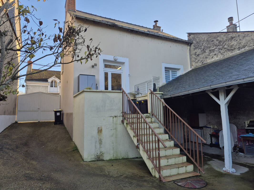 Maison à SABLE-SUR-SARTHE