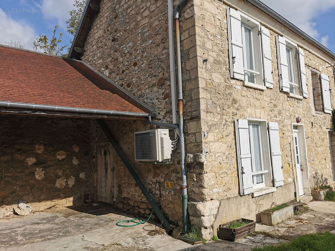 Maison à CHAMPAGNE-SUR-OISE