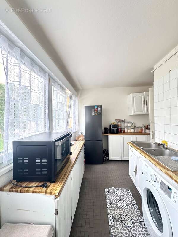 À vendre - Appartement F4 de 66,34 m2 avec une cave - Opportunité à saisir à AVON (77) - photo 10
