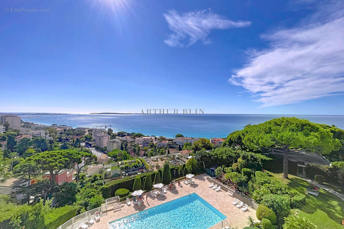 Appartement à CANNES