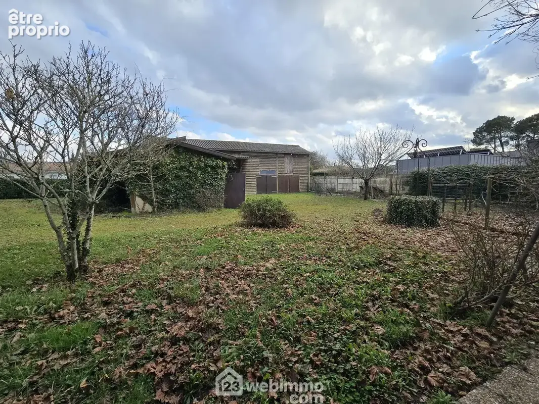 Terrain 863 m² à vendre à Le Pian-Medoc (33290) - photo 2