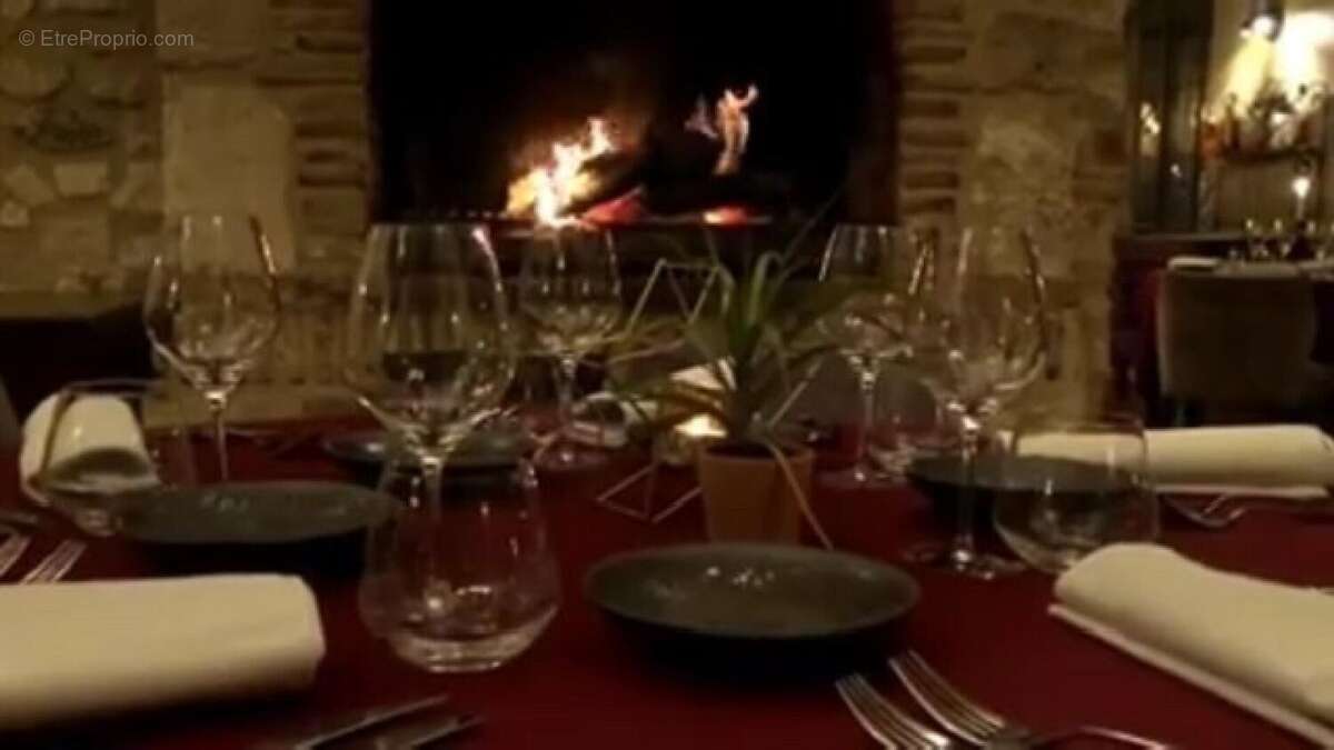 Photo 5 - Commerce à ISSIGEAC