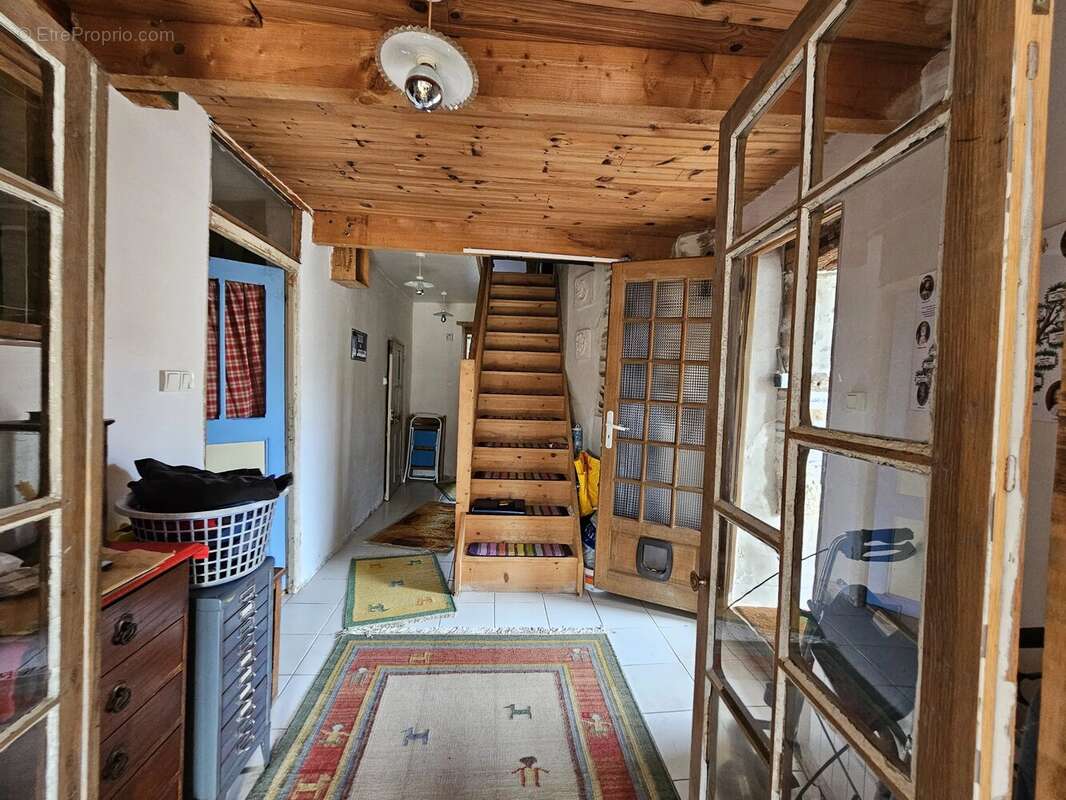 Maison à CHERVES-CHATELARS