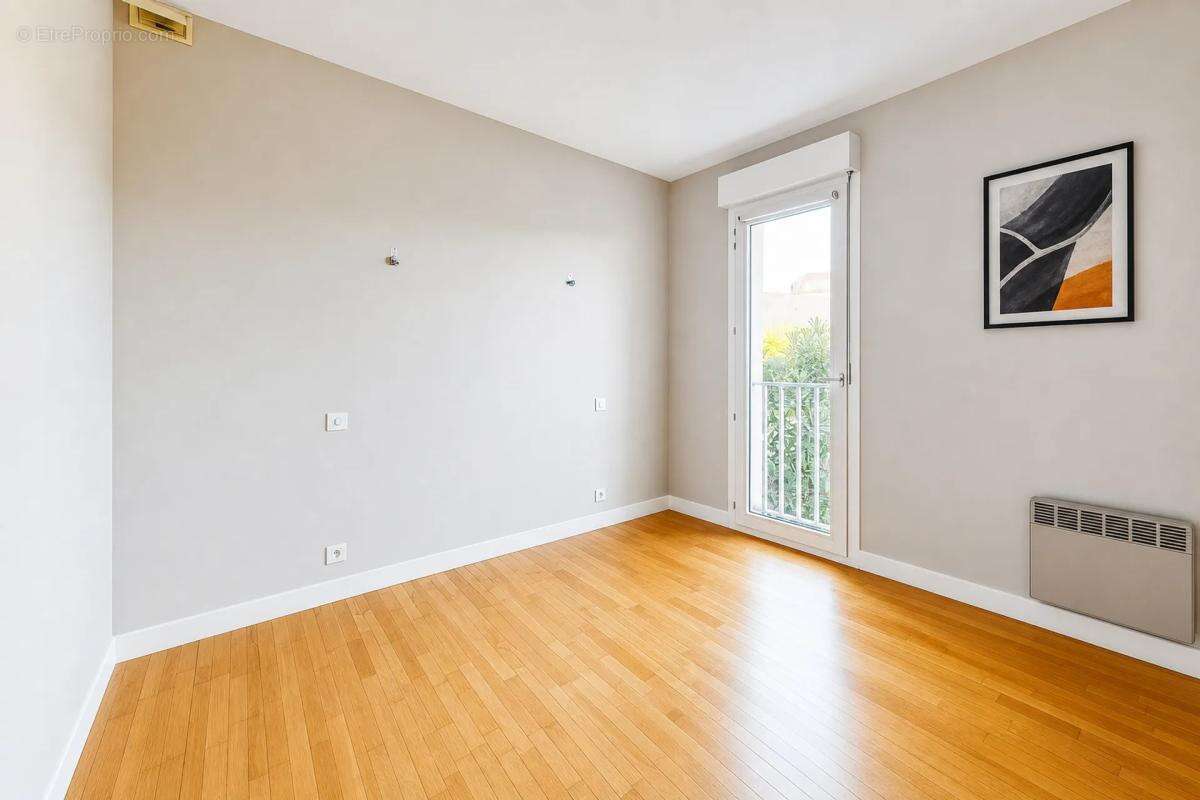 Maison de 6 pièces de 140 m² située à Altillac - photo 7