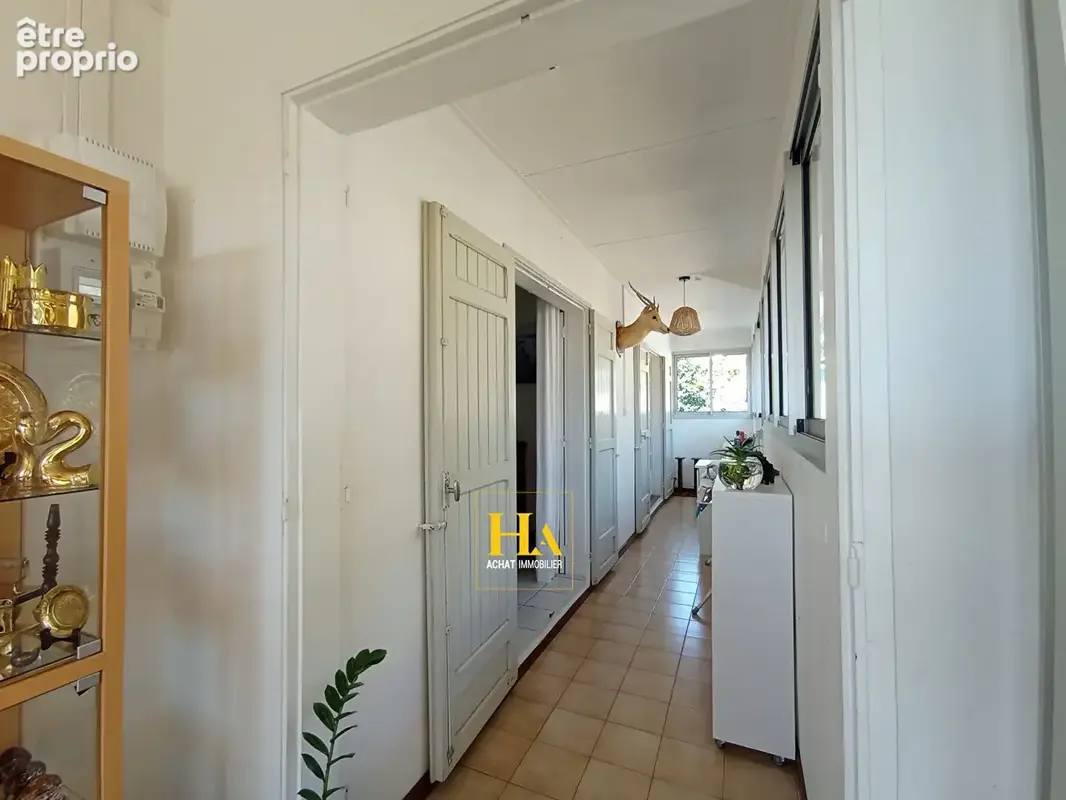 Maison 196 m2 - 5 chambres - Saint-Denis - Vue Panoramique - photo 13