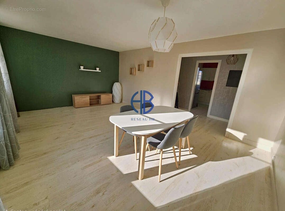 Appartement à BOURGOIN-JALLIEU