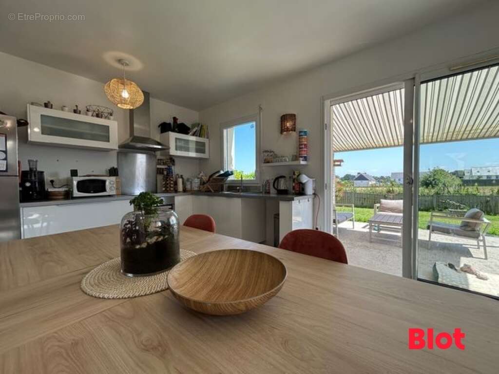 Maison à SAINT-GUINOUX