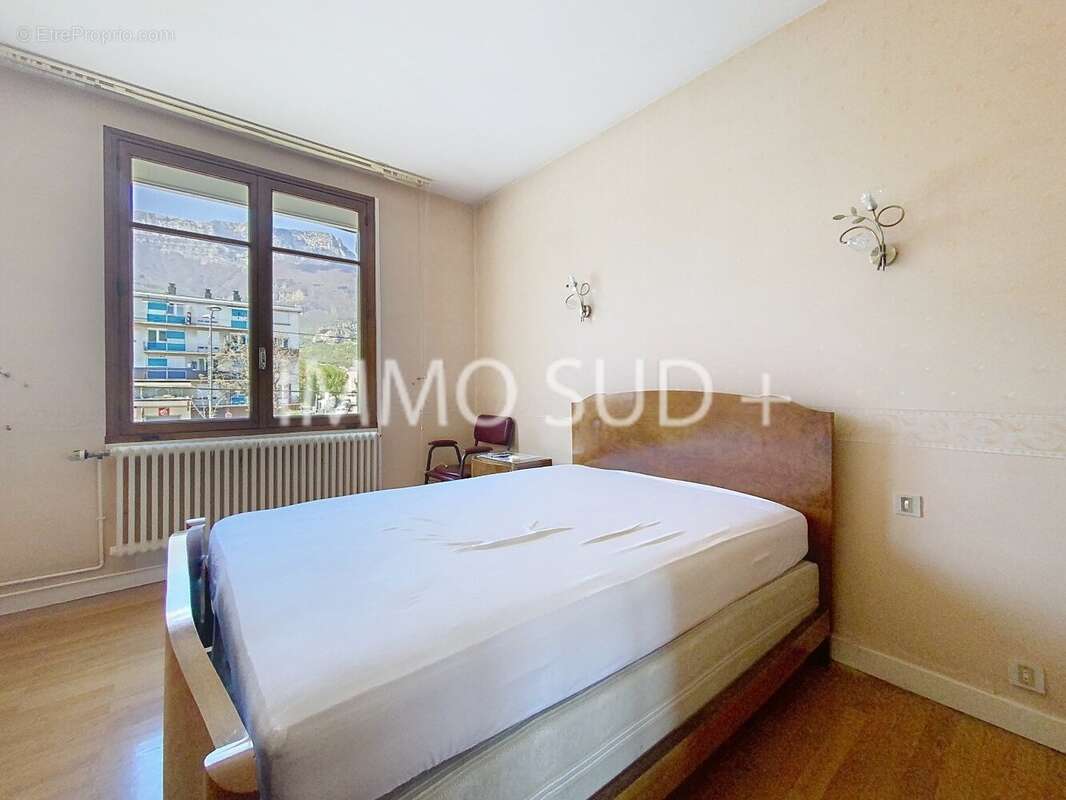 Maison à LE PONT-DE-CLAIX