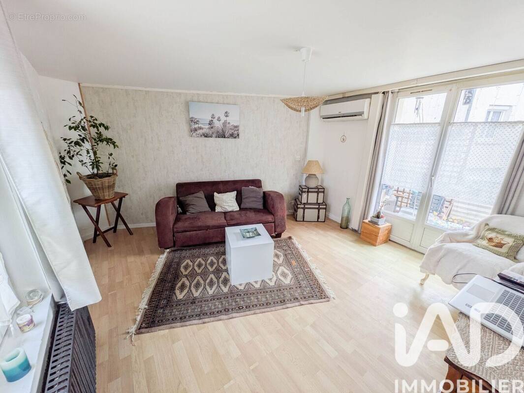 Photo 1 - Maison à CHARNY