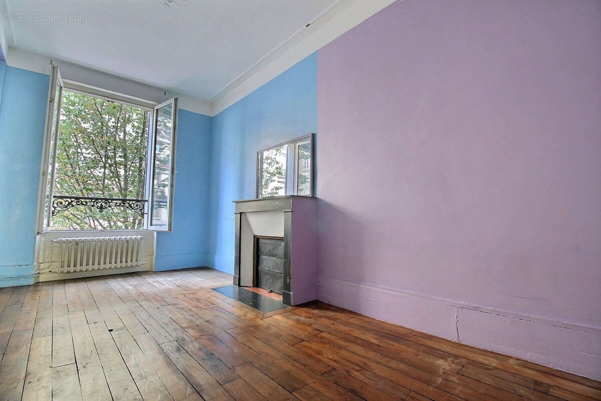 Appartement à ISSY-LES-MOULINEAUX