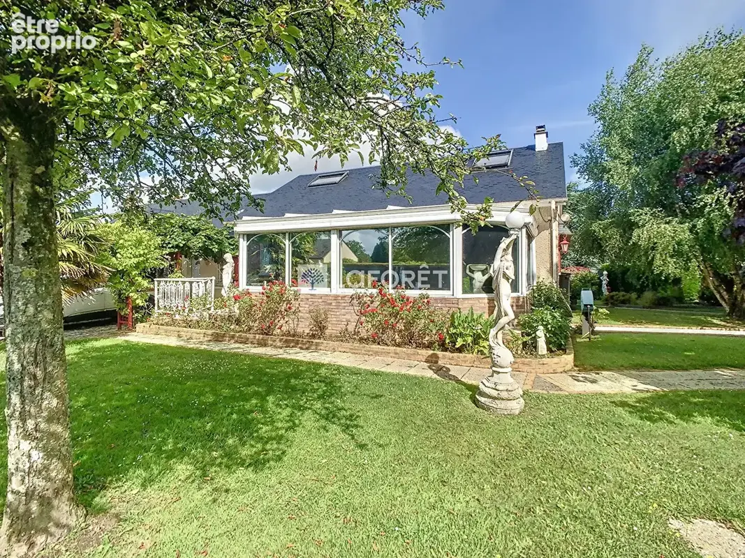 Photo Maison à Toussaint au prix de 295 000€