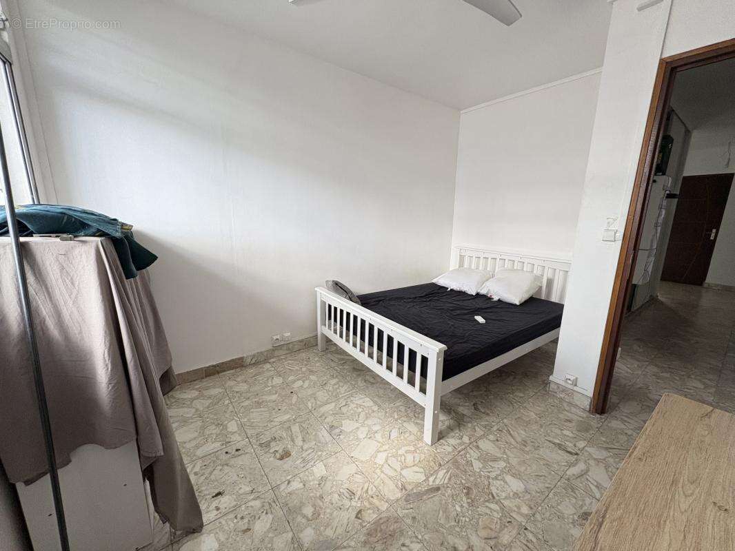 Appartement à POINTE-A-PITRE