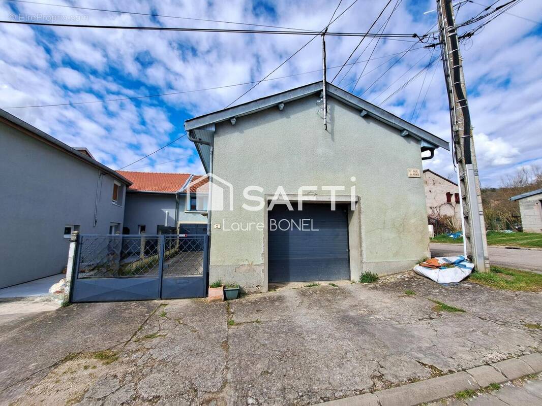 Photo 1 - Maison à VANNES-LE-CHATEL