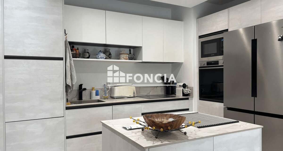 Appartement à VILLENEUVE-LOUBET