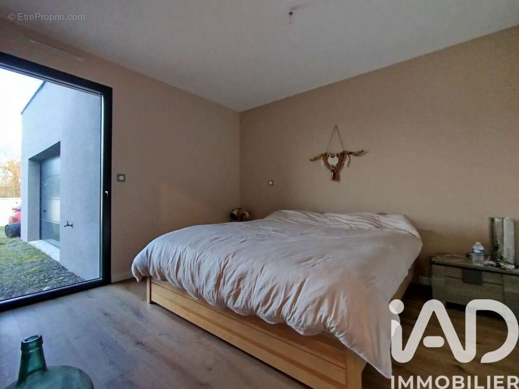 Photo 9 - Maison à CHINON