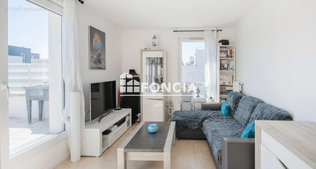 Appartement à SAINT-JEAN-DE-BRAYE