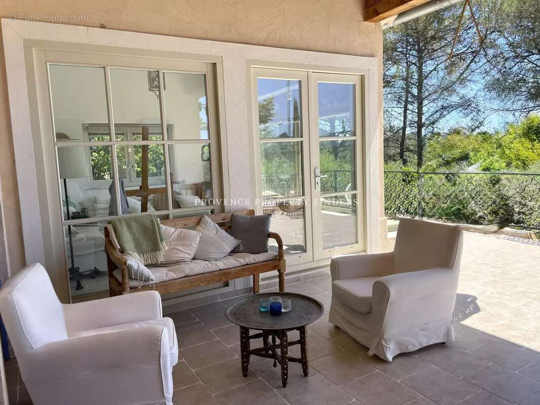 Maison à LORGUES
