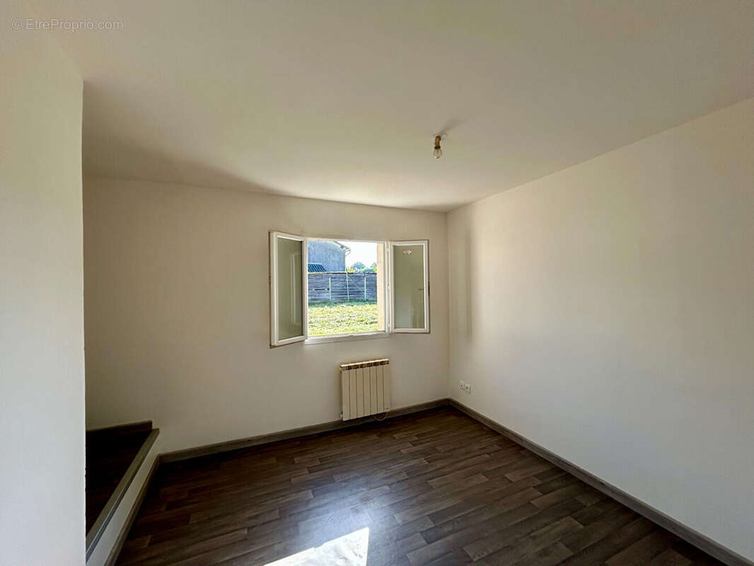 Maison à SAINT-VINCENT-LA-CHATRE