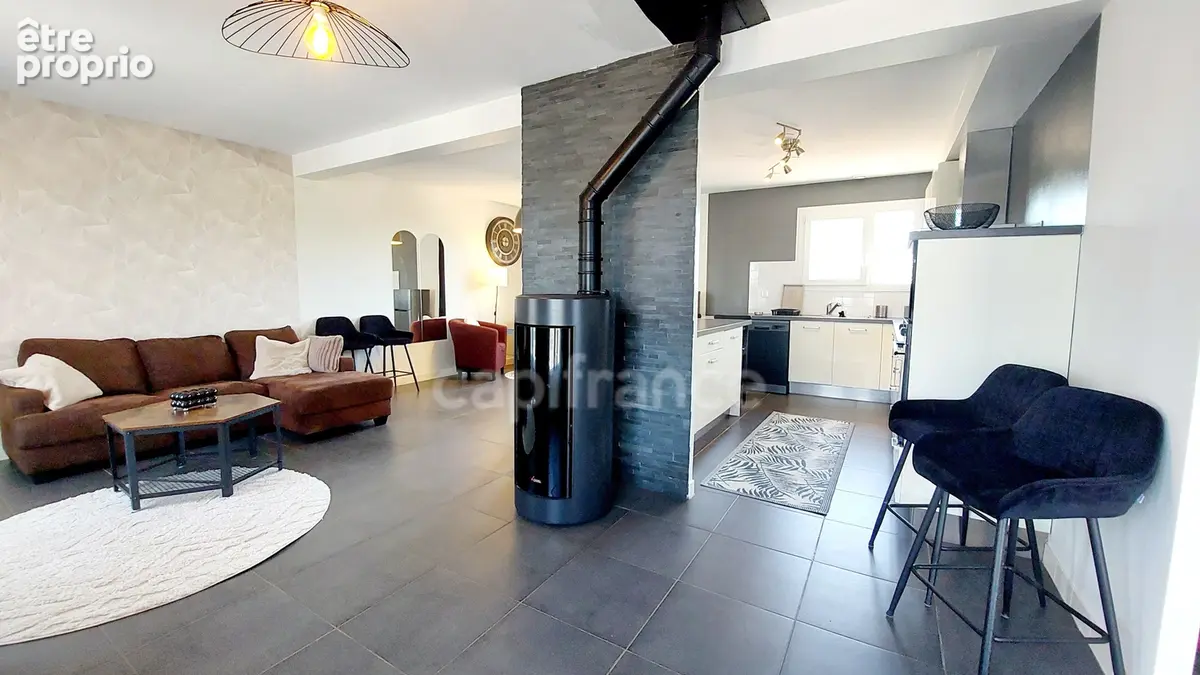 Maison à Salignac-Eyvigues, 155m², 7 pièces, 5 chambres, 5667m² de terrain, sans travaux, rentabilité, terrain en plus à bâtir - photo 10