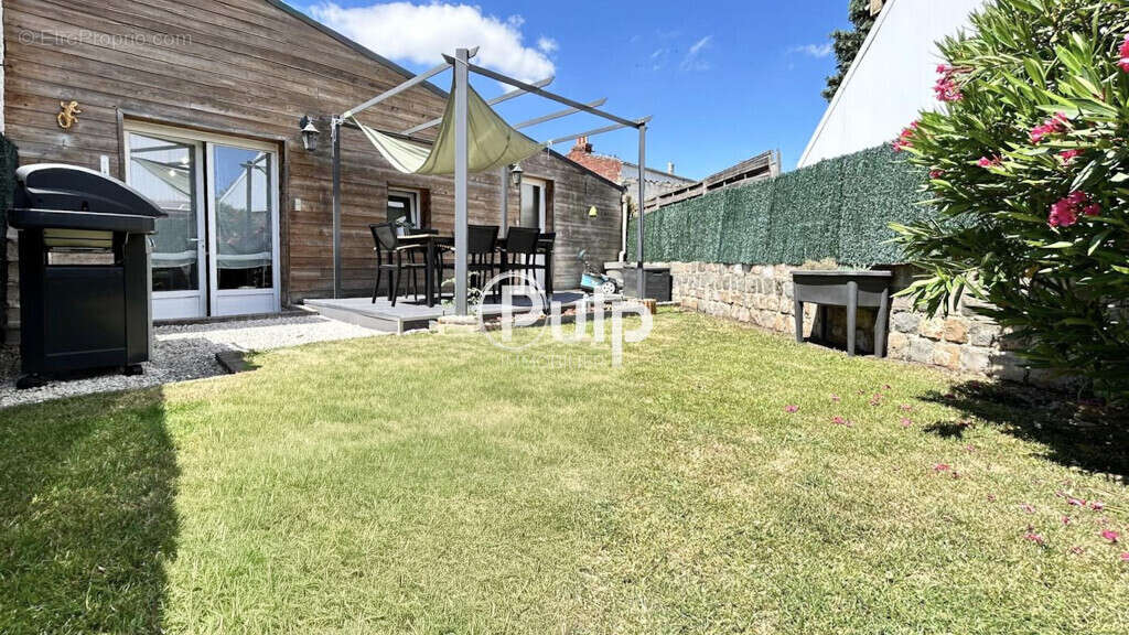 Maison familiale à vendre à avion - 4 chambres, jardin - garage 2 véhicules +moto - sans travaux - photo 11