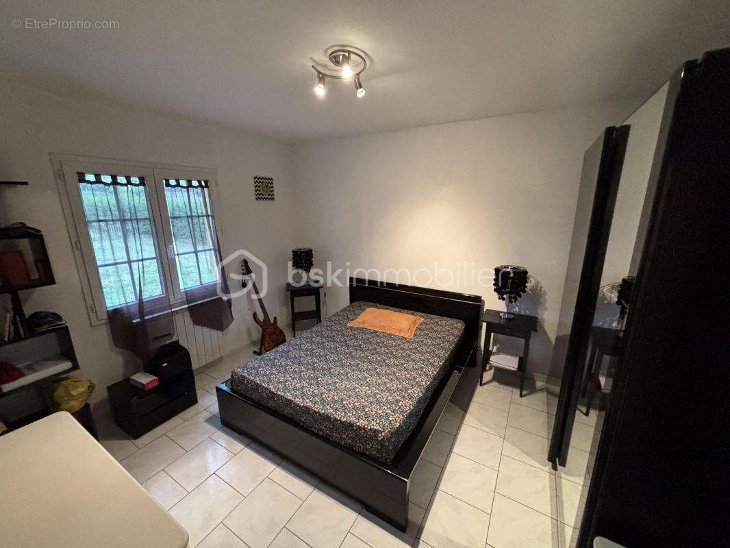 Maison à RIBAUTE-LES-TAVERNES