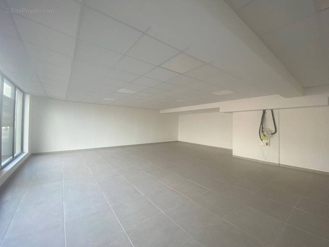 Commerce à SAINT-MALO