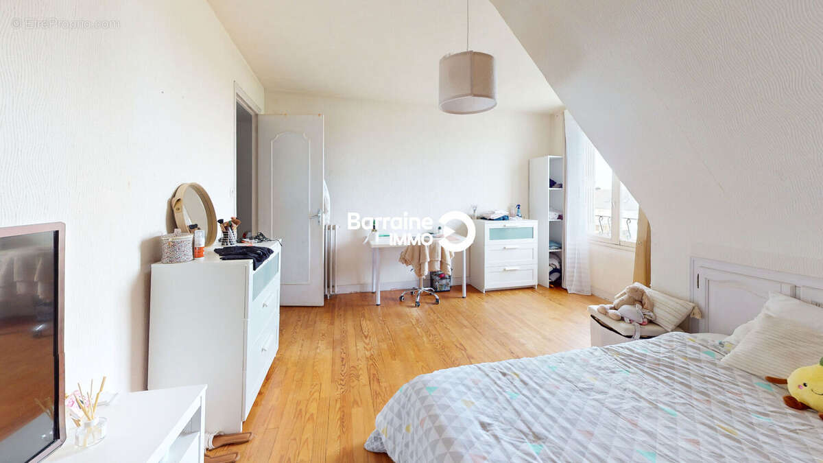 Maison 6 pièces à vendre à Guilers - 294 800 - photo 11