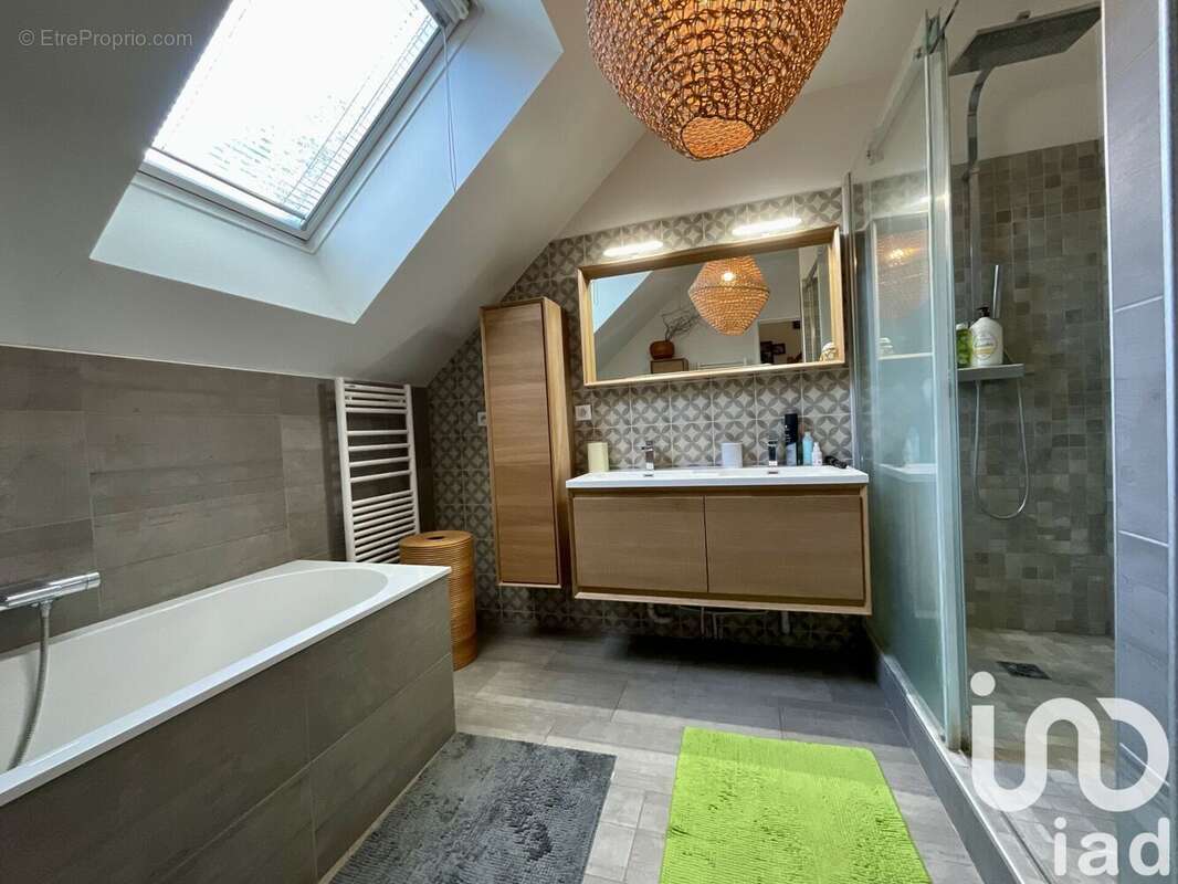 Photo 7 - Maison à TOUSSUS-LE-NOBLE