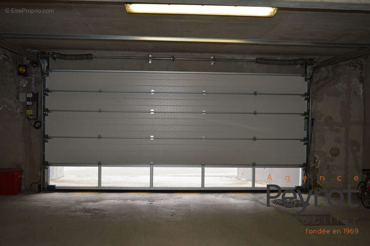 Parking à SAILLAGOUSE