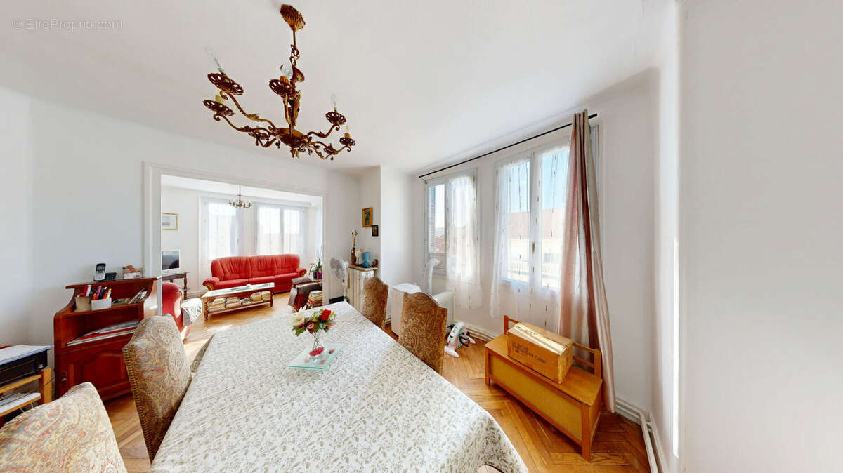 Appartement à LYON-7E