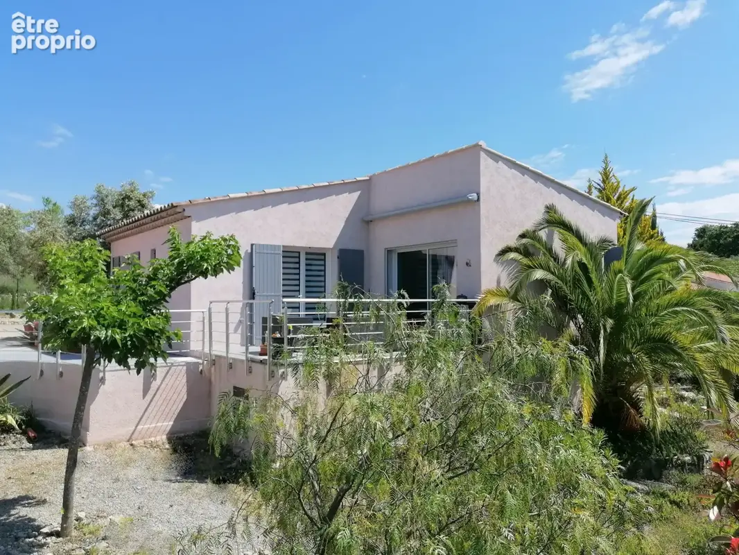 Bagnols-en-Forêt   Deux villas sur un terrain arboré de 2 598 m2 avec piscine et double garage - photo 9
