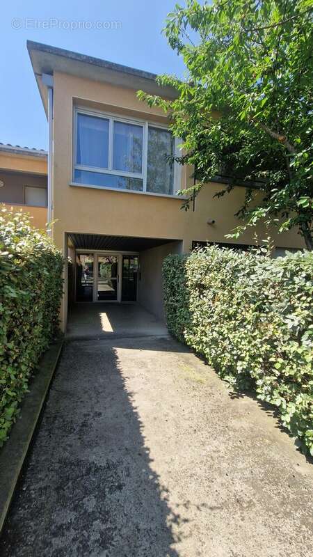 Appartement à CASTELGINEST