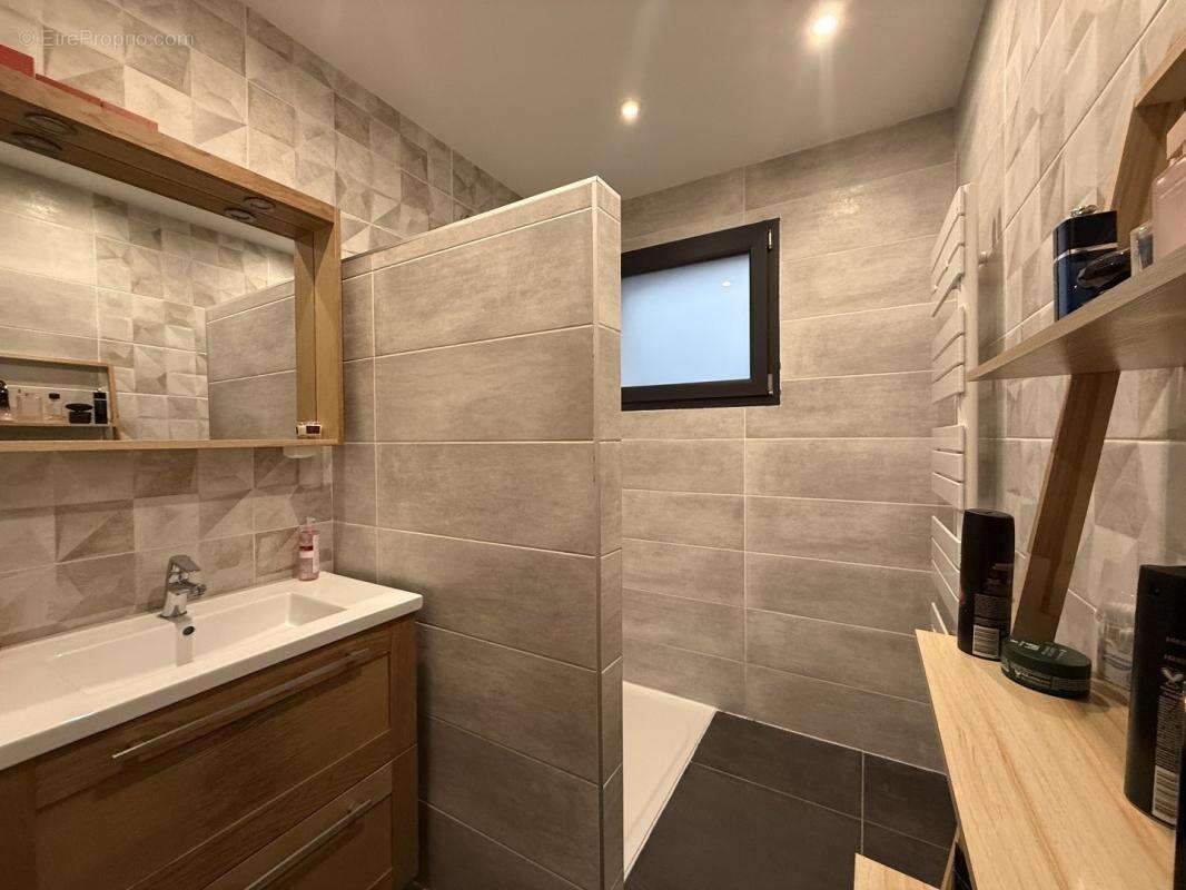 Maison à LOIRE-SUR-RHONE