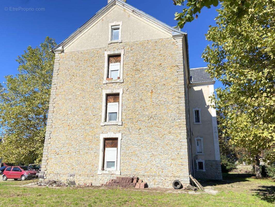 Appartement à ALVIGNAC