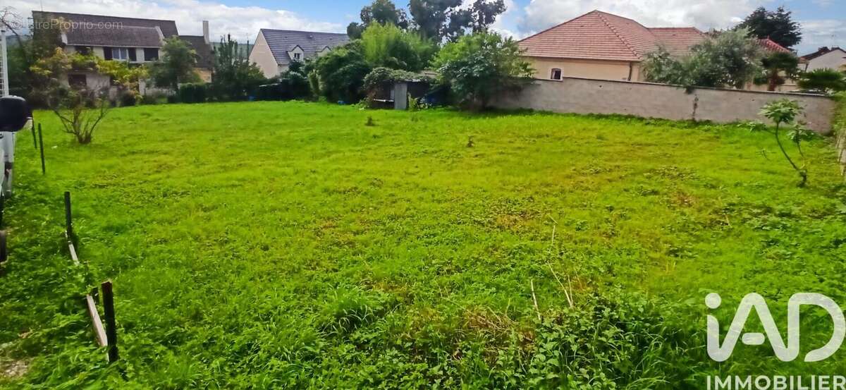 Photo 2 - Terrain à CORBEIL-ESSONNES