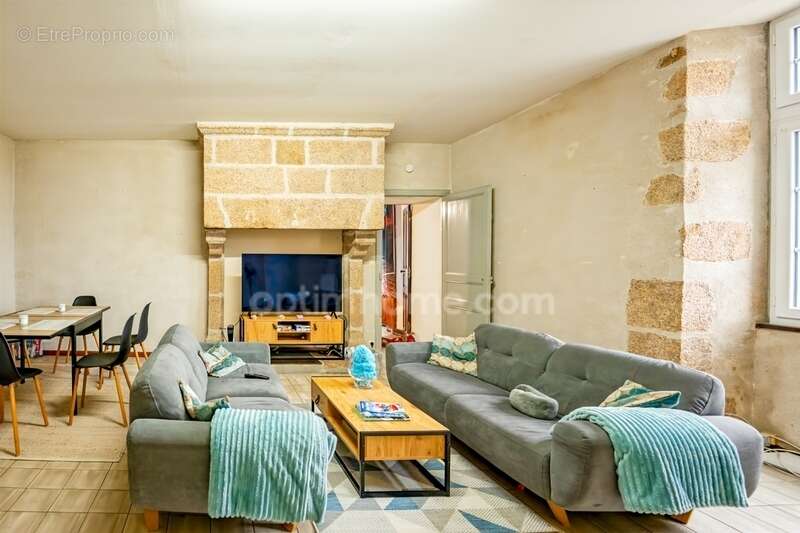49300 Cholet - corps de ferme – 4 ha – Potentiel gîtes ou maison d'hôtes - revenus fonciers et locatifs - charme de l'ancien - d - photo 3