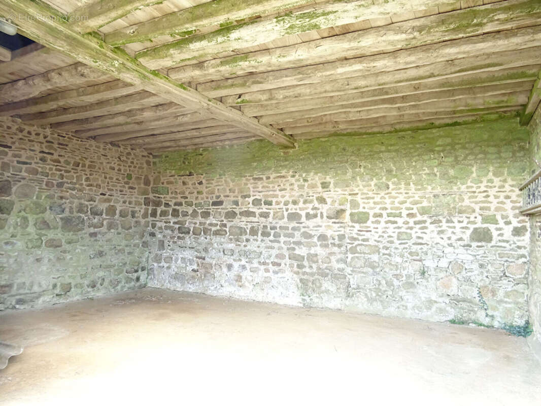 Maison à LE FRESNE-PORET