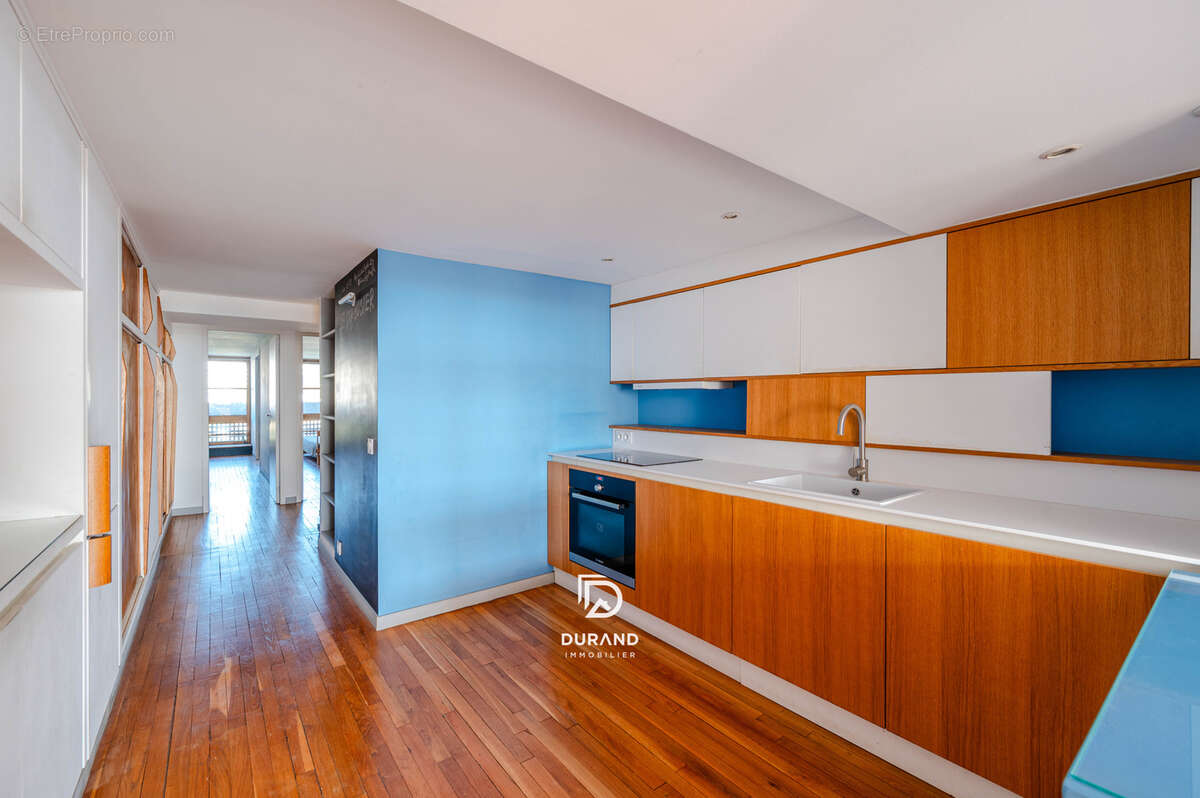 Appartement à MARSEILLE-8E