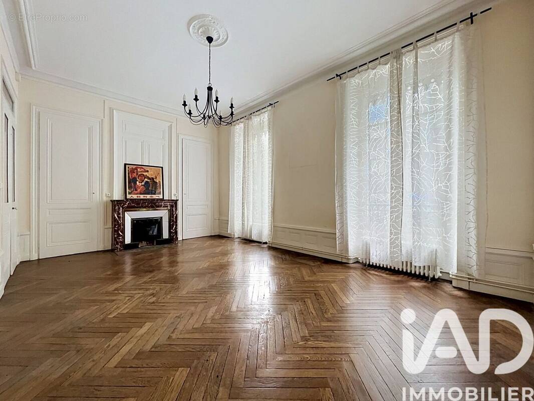 Photo 1 - Appartement à LYON-7E