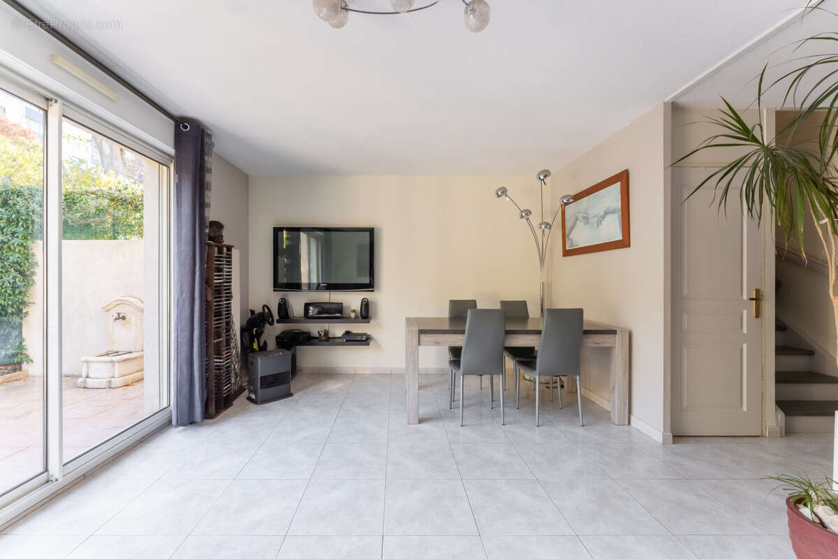 Maison à MARSEILLE-9E