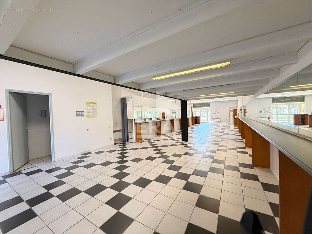 Local commercial 176m² à perpignan - photo 5
