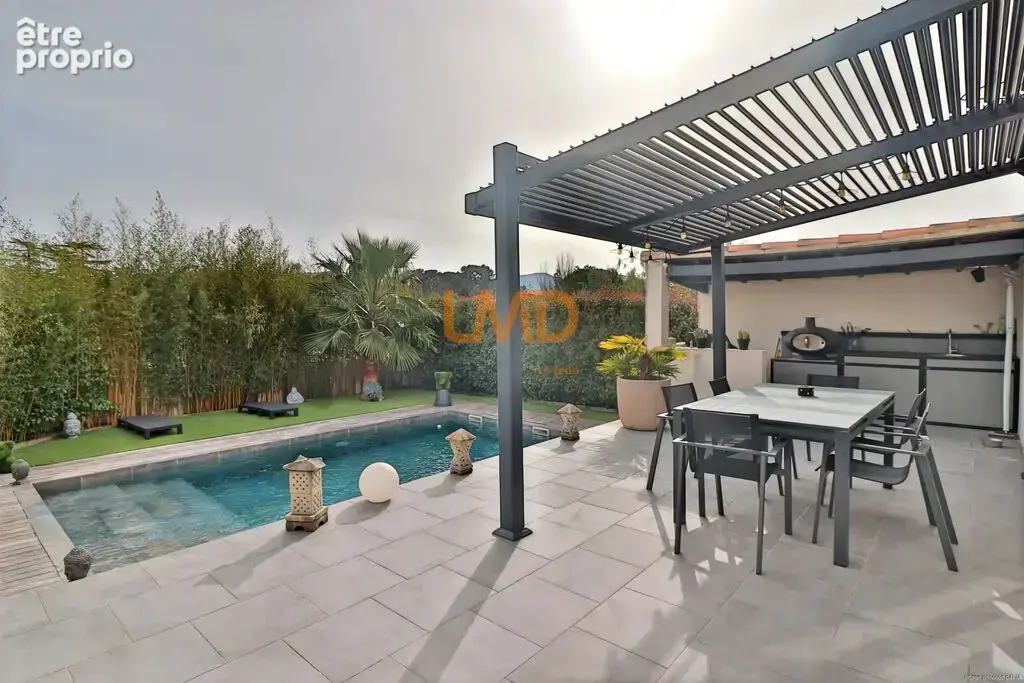 Maison contemporaine 4 chambres Piscine Secteur très recherché - photo 3