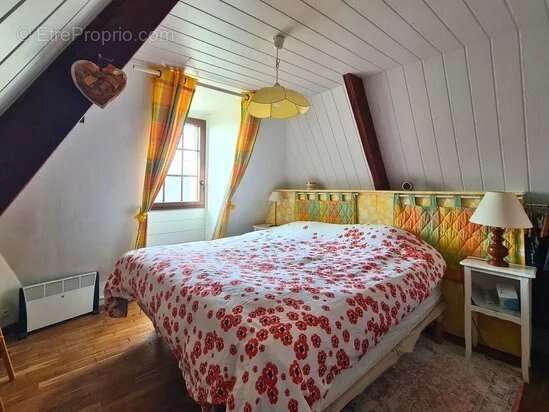 Maison à LA ROQUE-GAGEAC